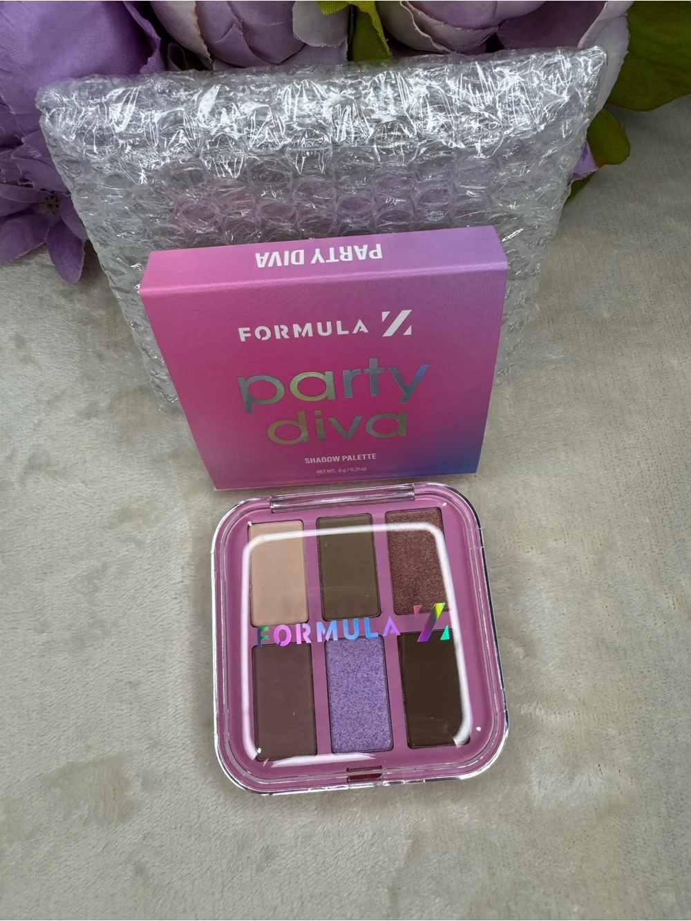 NEW Formula Z 6-Color Eyeshadow Palette